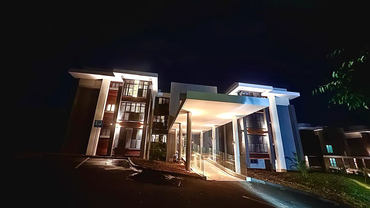 Bagatelle Inn — image 11